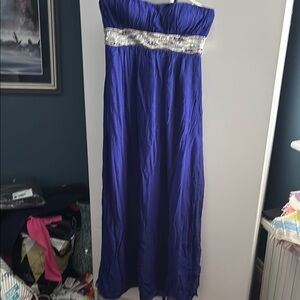 Elegant Blue Strapless Dress